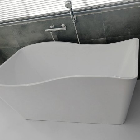 Karton Republic 67" Marielle Freestanding Bathtub - Image 2