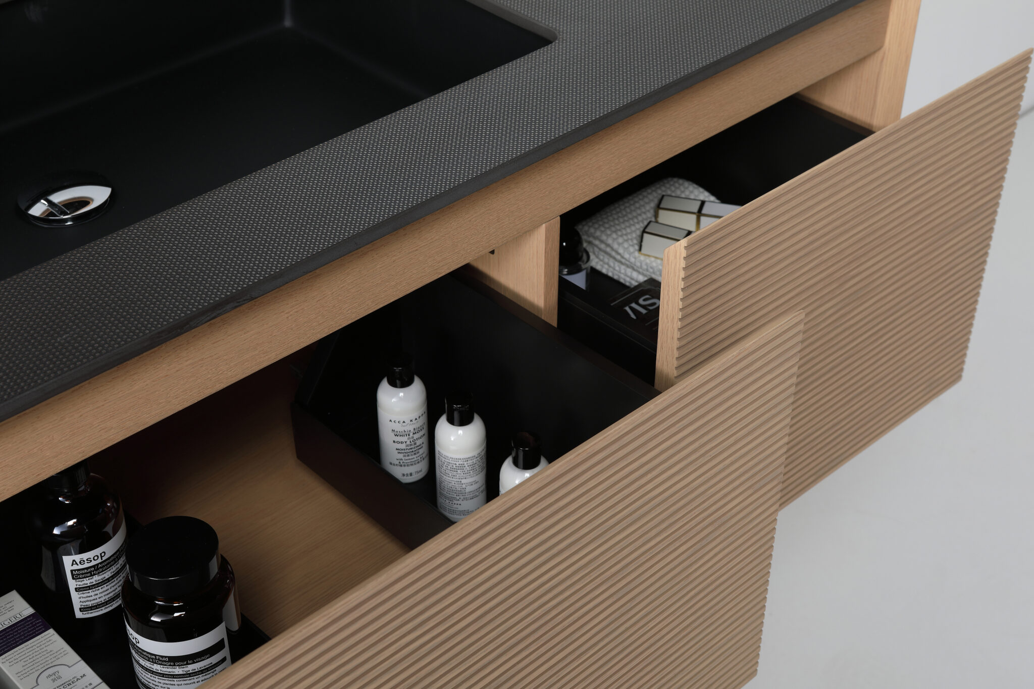 VAOSLWO48WM_6-ec7ou2alpb